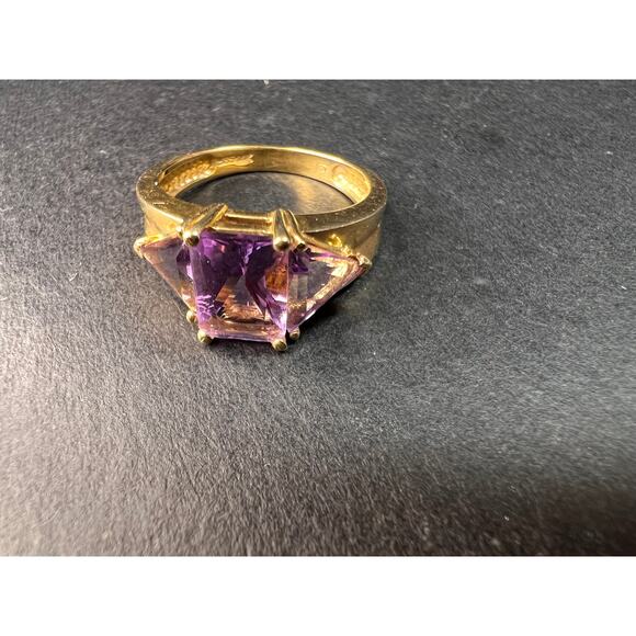 Vintage Ross-Simons 14K Yellow Gold Trillion Cut Amethyst 3 Stone Ring Size 7 - Picture 7 of 16